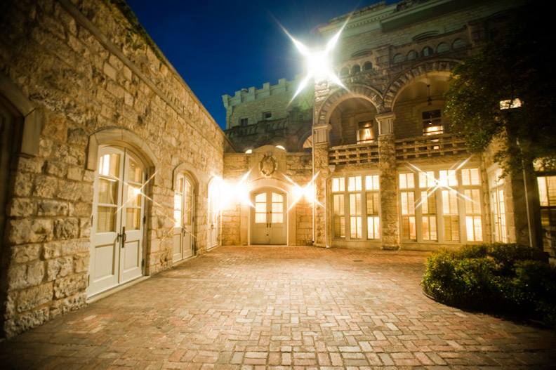 Chateau Bellevue Austin
