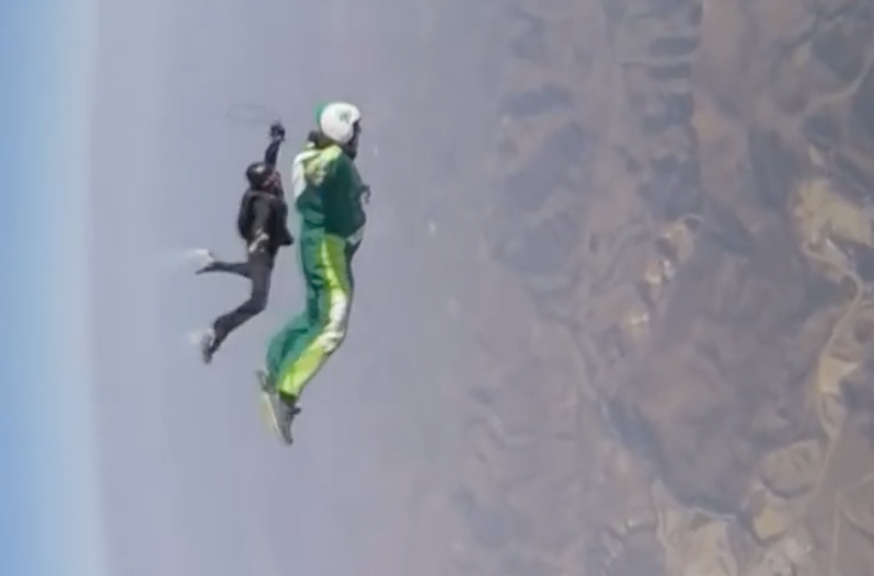 Man Survives 25K Foot Fall with No Parachute