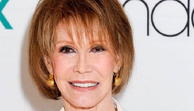 Television Icon, Mary Tyler Moore, Passes at Age 80