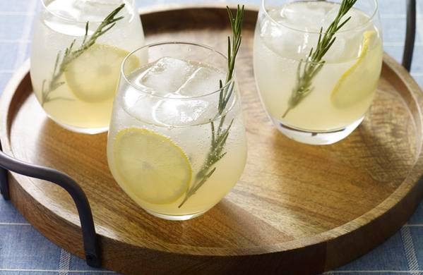 Refreshing Cocktail Recipes for Your Next Summer Cookout