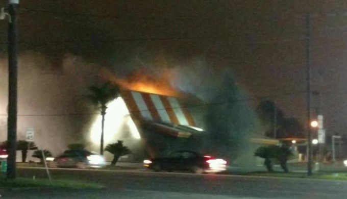 Liberty Whataburger Make Generous Win-Win Offer to Employees & Community During Rebuild Process