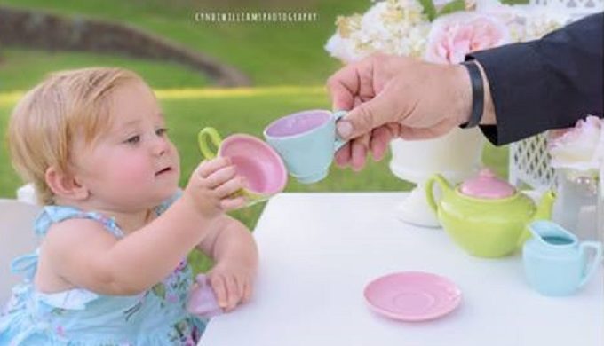 Texas Deputy Constable Attends Tiny Tea Party in Honor of Baby Girl He Helped Deliver