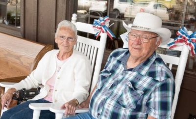 Couple in Their 80s Close to Visiting Every Cracker Barrel in America
