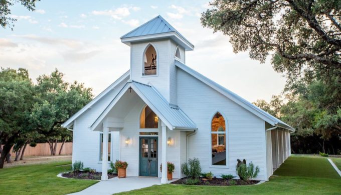 5 of the Dreamiest Texas Wedding Chapels to Take Your Vows In