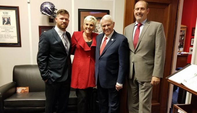 Texas Hill Country Veteran Spurs Passing of Veterans Transplant Coverage Act