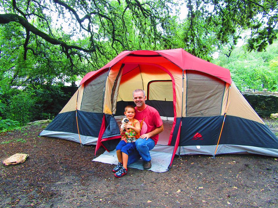 3 Camping Blogs to Follow Now for Your Memorial Day Trips in Texas