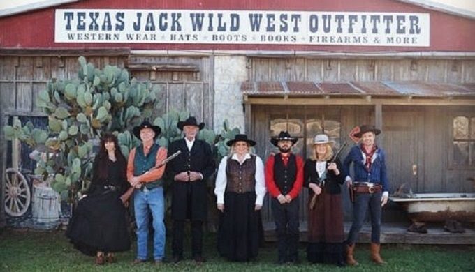 Texas Jack: Walk in a Greenhorn, Walk Out a True Texas Pistolero