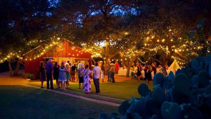 10 Beautiful Barn Wedding Venues Deep in the Heart of Texas