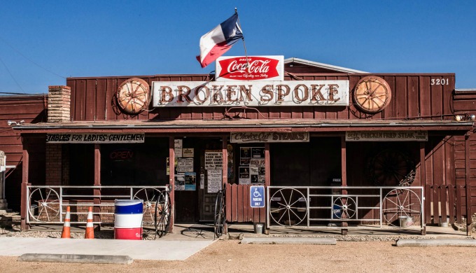 BrokenSpoke two-stepping | Broken Spoke