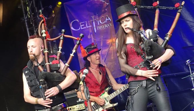 Calling all Lads and Lassies, it's Time to Celebrate National Tartan Day2
