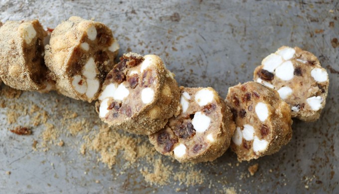 Date Marshmallow Log