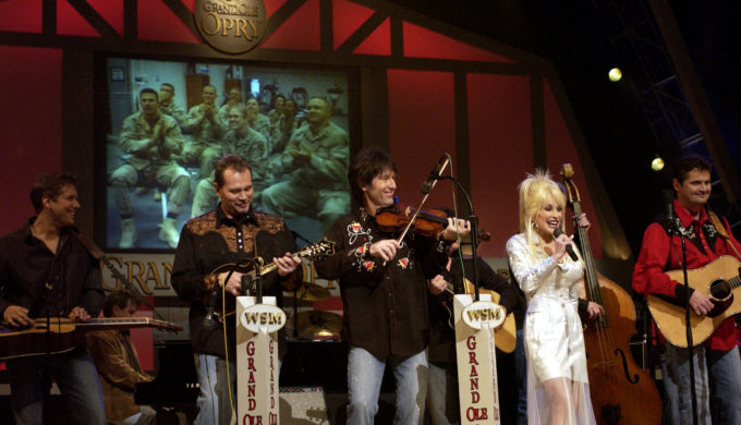 Smoky Mountains Rise Telethon To Benefit Victims of Tennessee Wildfires Smoky Mountains Rise Telethon To Benefit Victims of Tennessee Wildfires