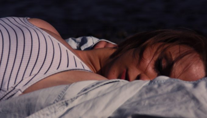Could Sleeping with a Light On Lead to Weight Gain for Women?