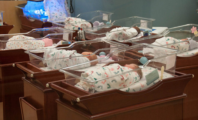 baby born outside ER