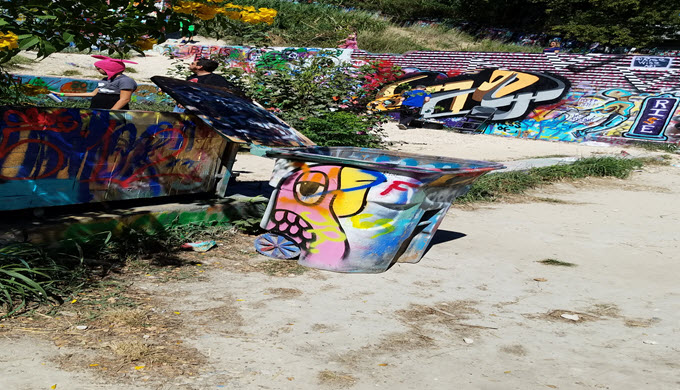 graffitti_park_trashcan