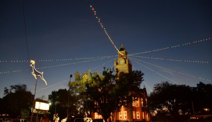 Watch the Winner of the Kids' Coloring Competition Light Up Llano