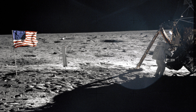 NASA Announces Private Companies Will Complete Next Moon Landing