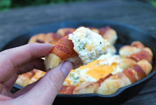 Jalapeno Popper Pull Apart Bread