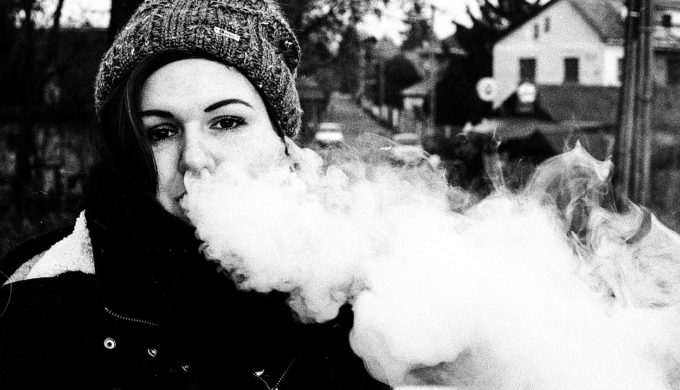 First Texas Case of Lung Disease Related to Vaping Found in Teen First Texas Case of Lung Disease Related to Vaping Found in Teen